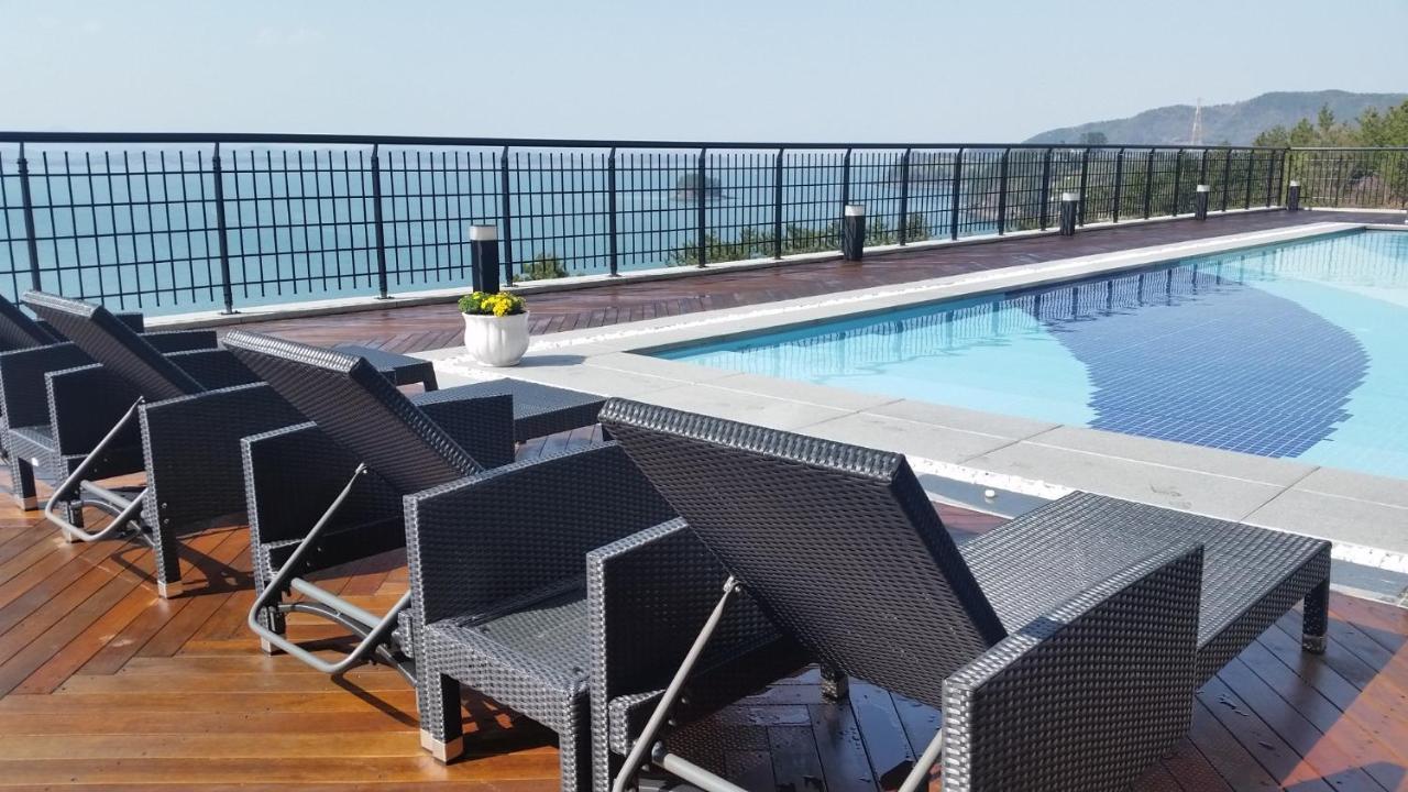 Lapis Hotel Namhae Exterior photo